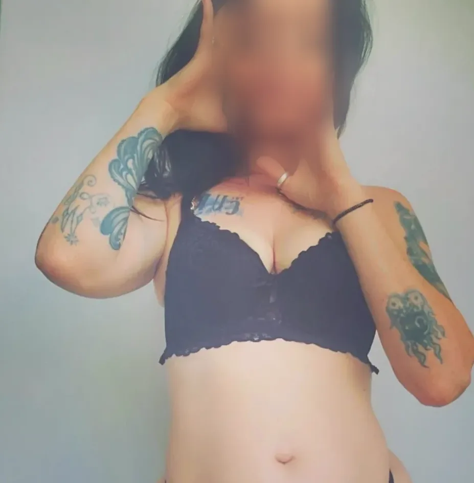 Hajar, 37