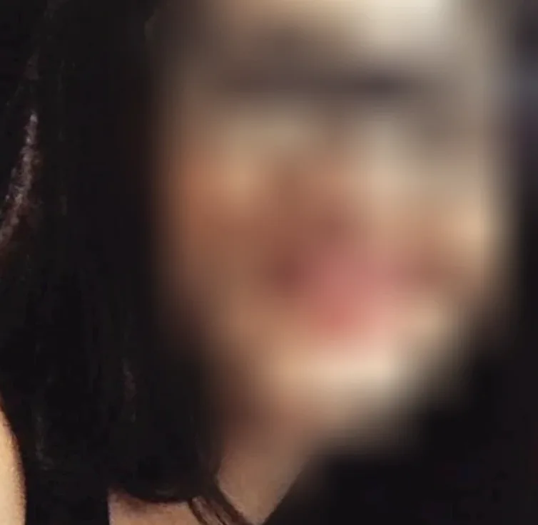 Liv, 25